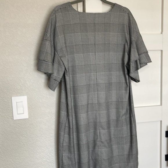 Worthington Dress - Picture 4 of 4